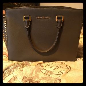 Michael Kors bag